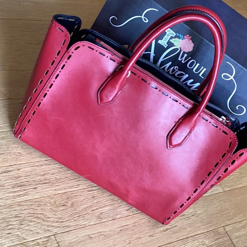 Nine West deep red media bag. 14”x10”x5”. Black interior - Picture 4 of 12